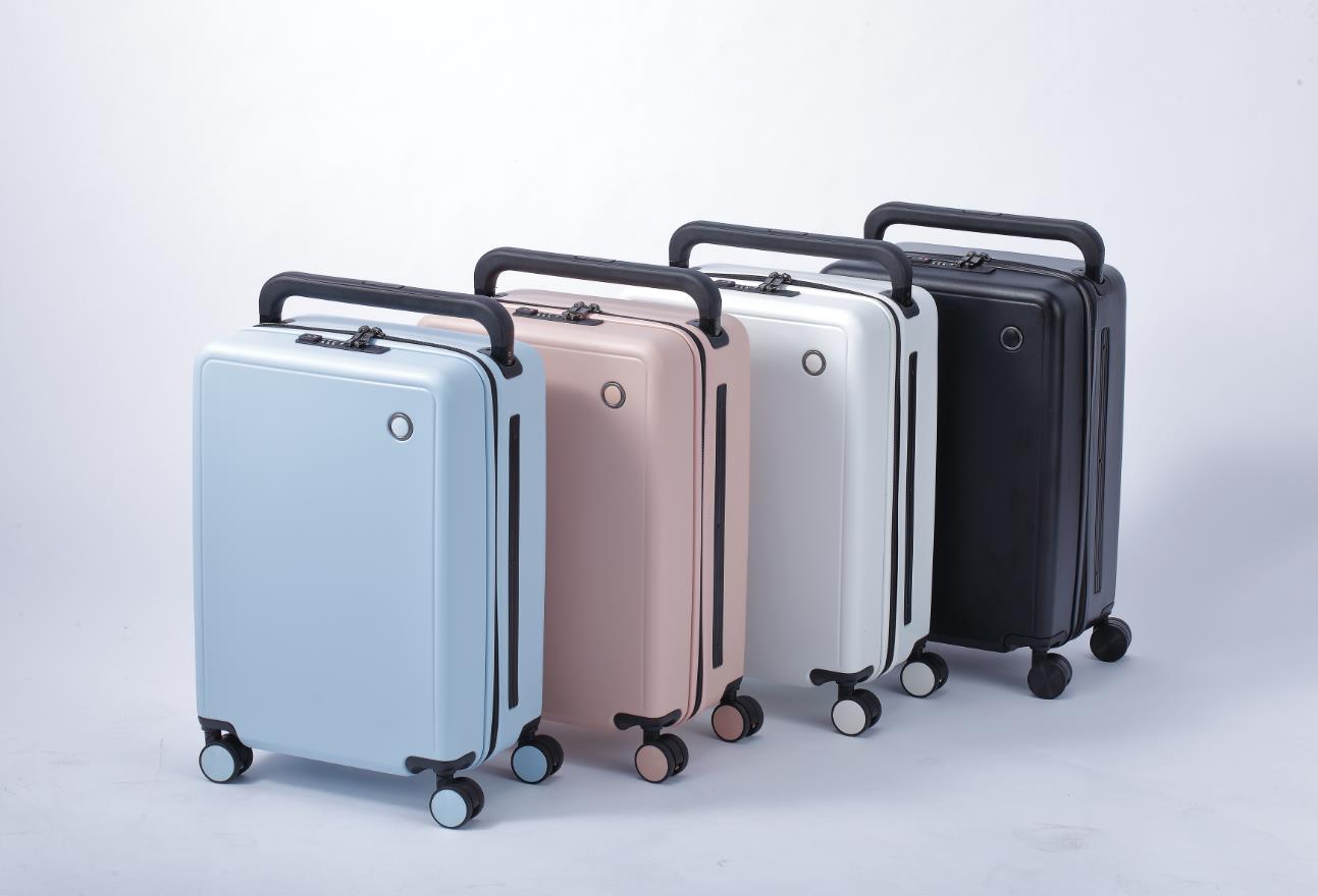 20-tommer bred trolley-bagage med på boardingtaske med USB-oplader